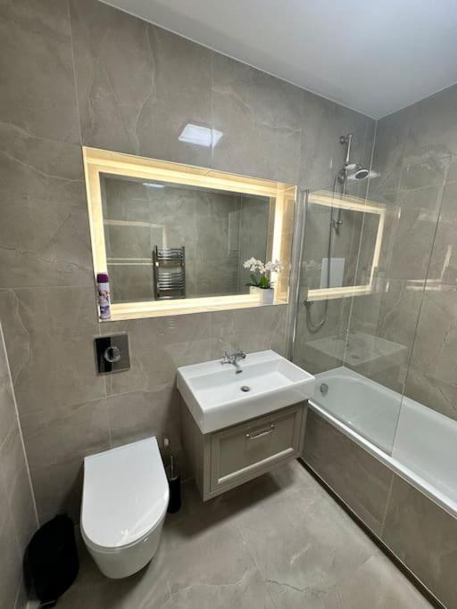 Apartament Stylish Riverside Londra